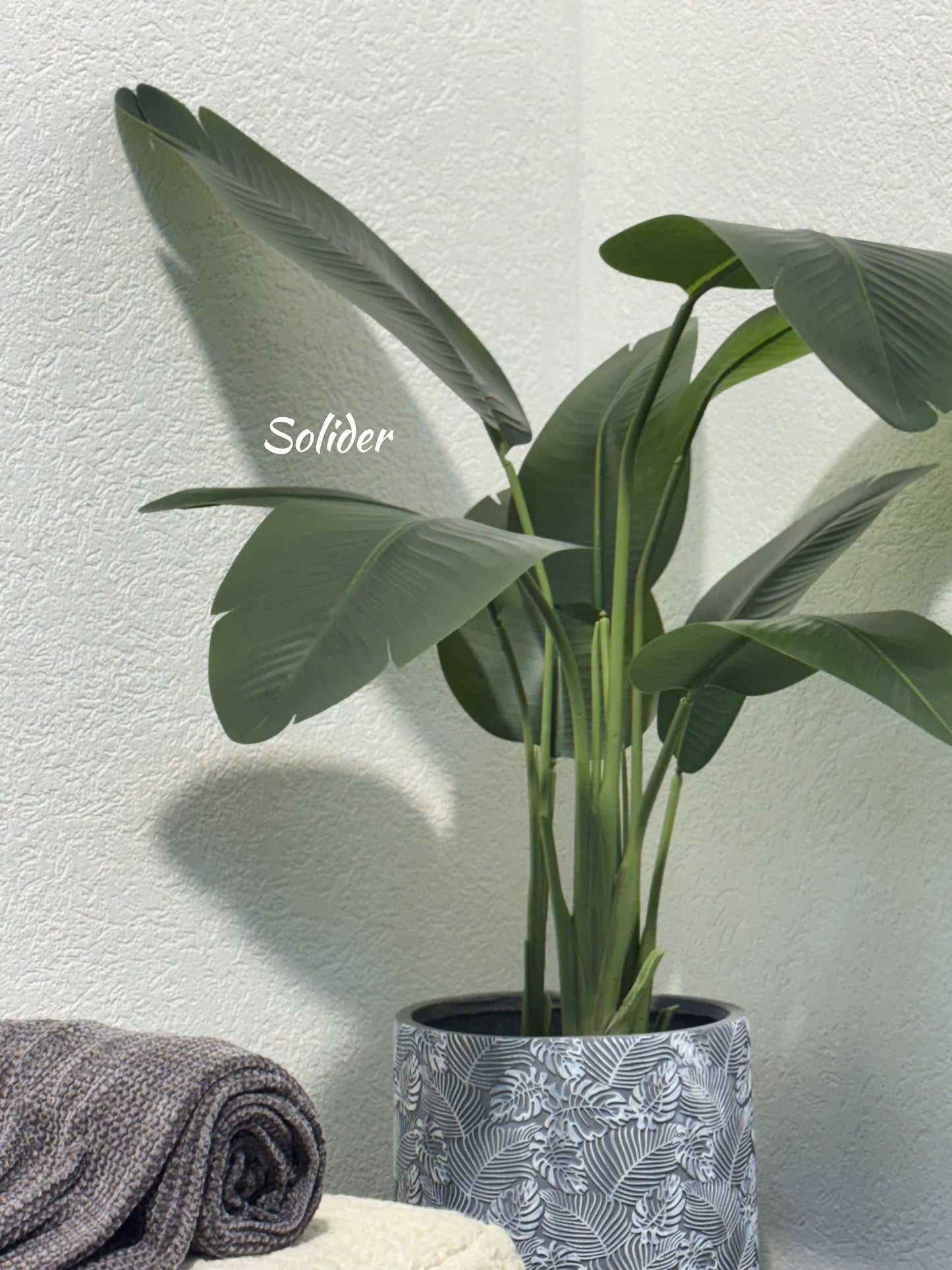 ARTIFICIAL BANANA TREE
