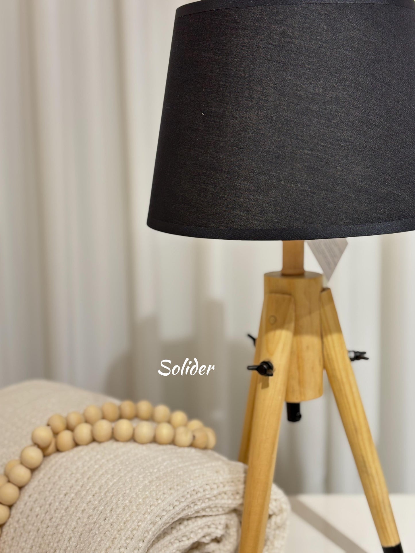 TABLE LAMPS